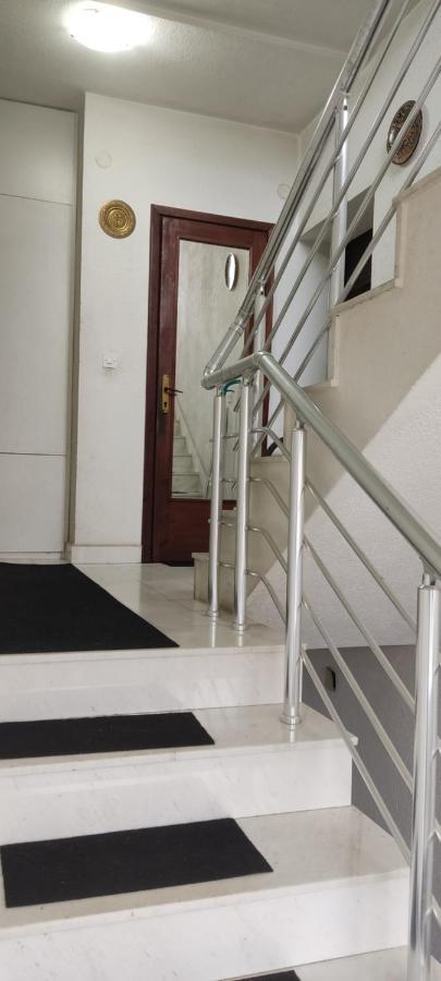 Apartment In 프릴레프 객실 사진
